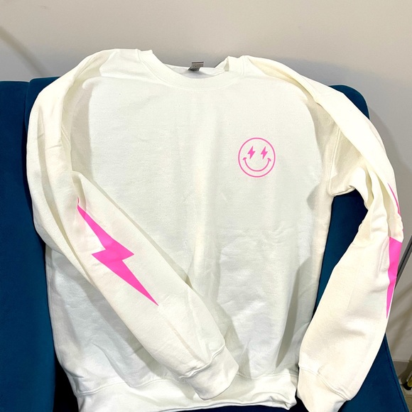 Sizes small, Large, X-Large & 2XL available - Picture 1 of 1